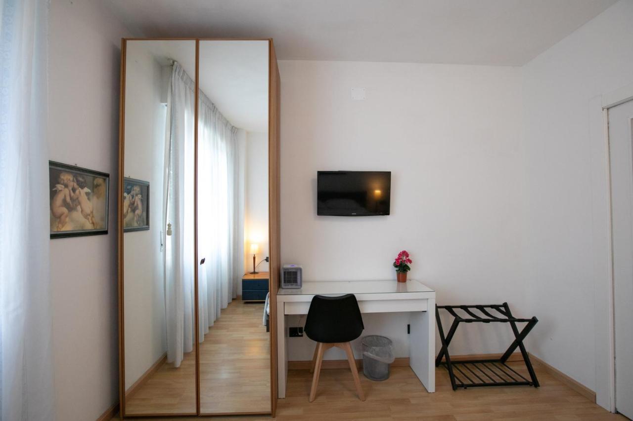 Mirea'S Rooms 阿斯科利皮切诺 外观 照片